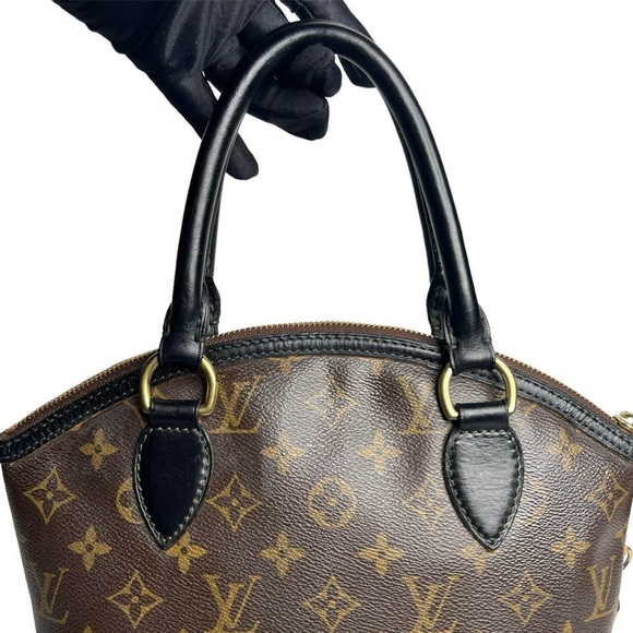 🔴SOLD🔴 LOUIS VUITTON • LOCKIT PM BAG - Picture 2 of 12